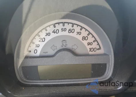 2013 Smart Fortwo Pure z USA, uszkodzony, nr VIN WMEEJ3BA7DK646271